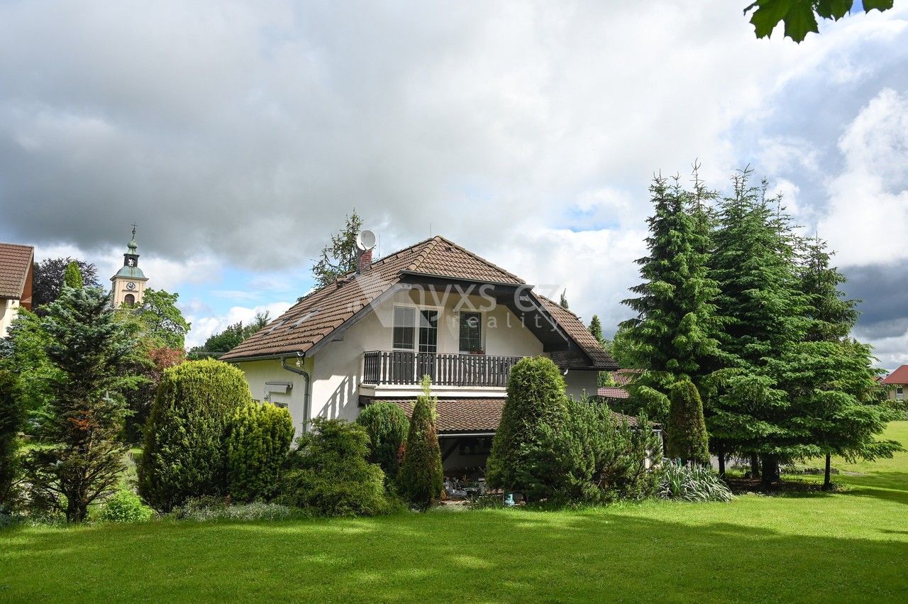 Rodinné domy, Komorní Lhotka, 183 m² - 1