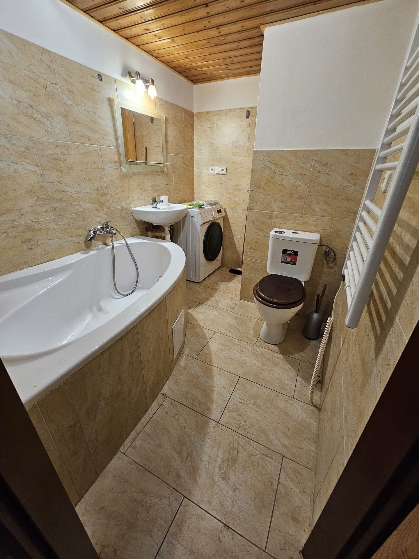 1+kk, Plzeňská, Praha, 33 m²