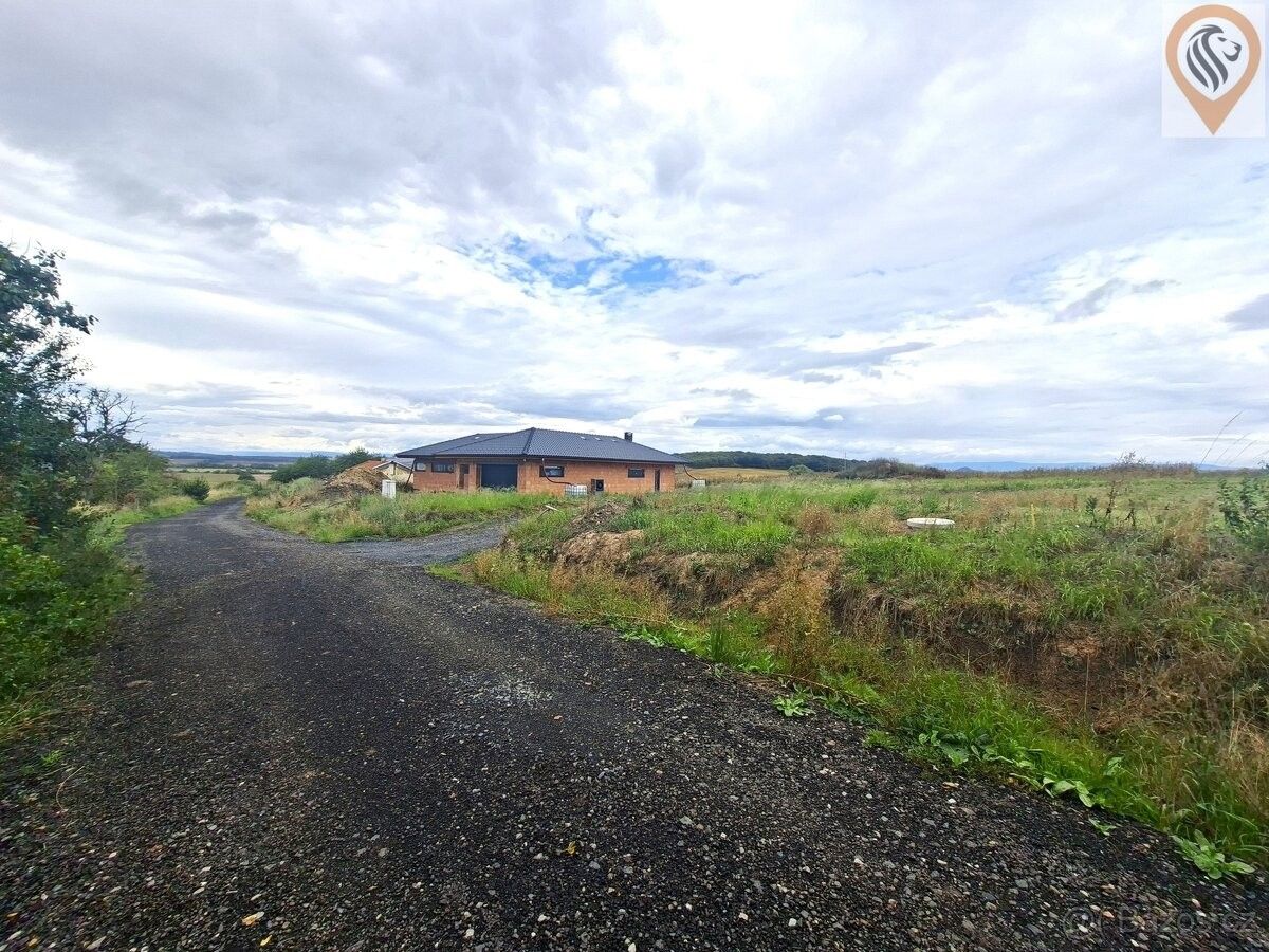 Prodej pozemek pro bydlení - Bečov u Mostu, 435 26