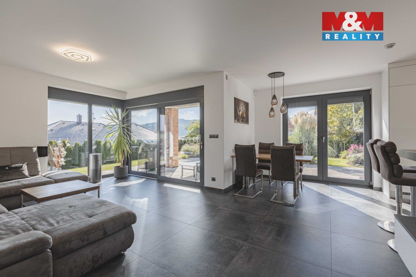 Rodinné domy, Újezdec, Mochtín, 125 m²