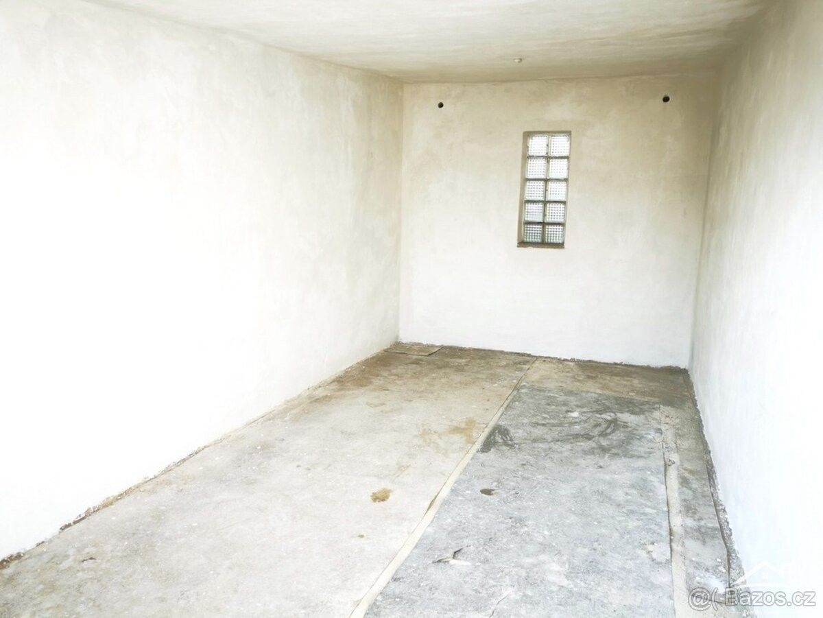 Prodej garáž - Jihlava, 586 01