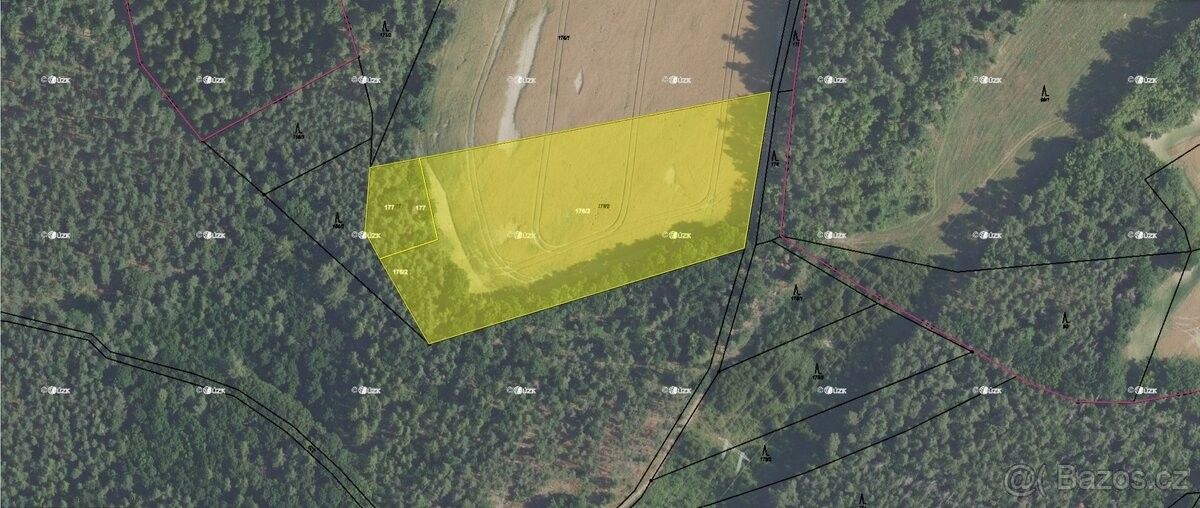 Prodej pozemek pro bydlení - Hvozdnice, 252 05