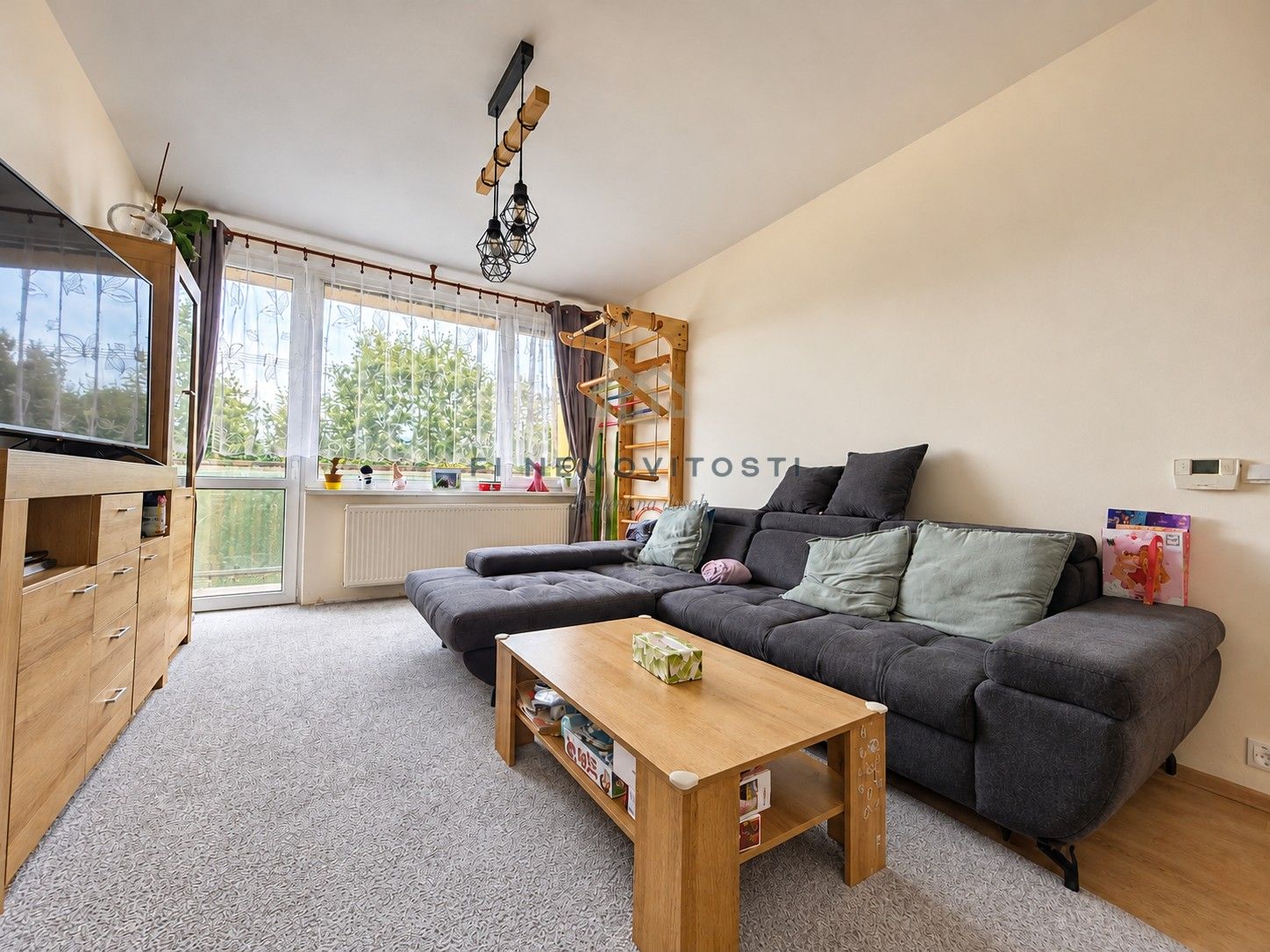 Prodej byt 3+1 - Osvobození 294, Žandov, 68 m² - 5