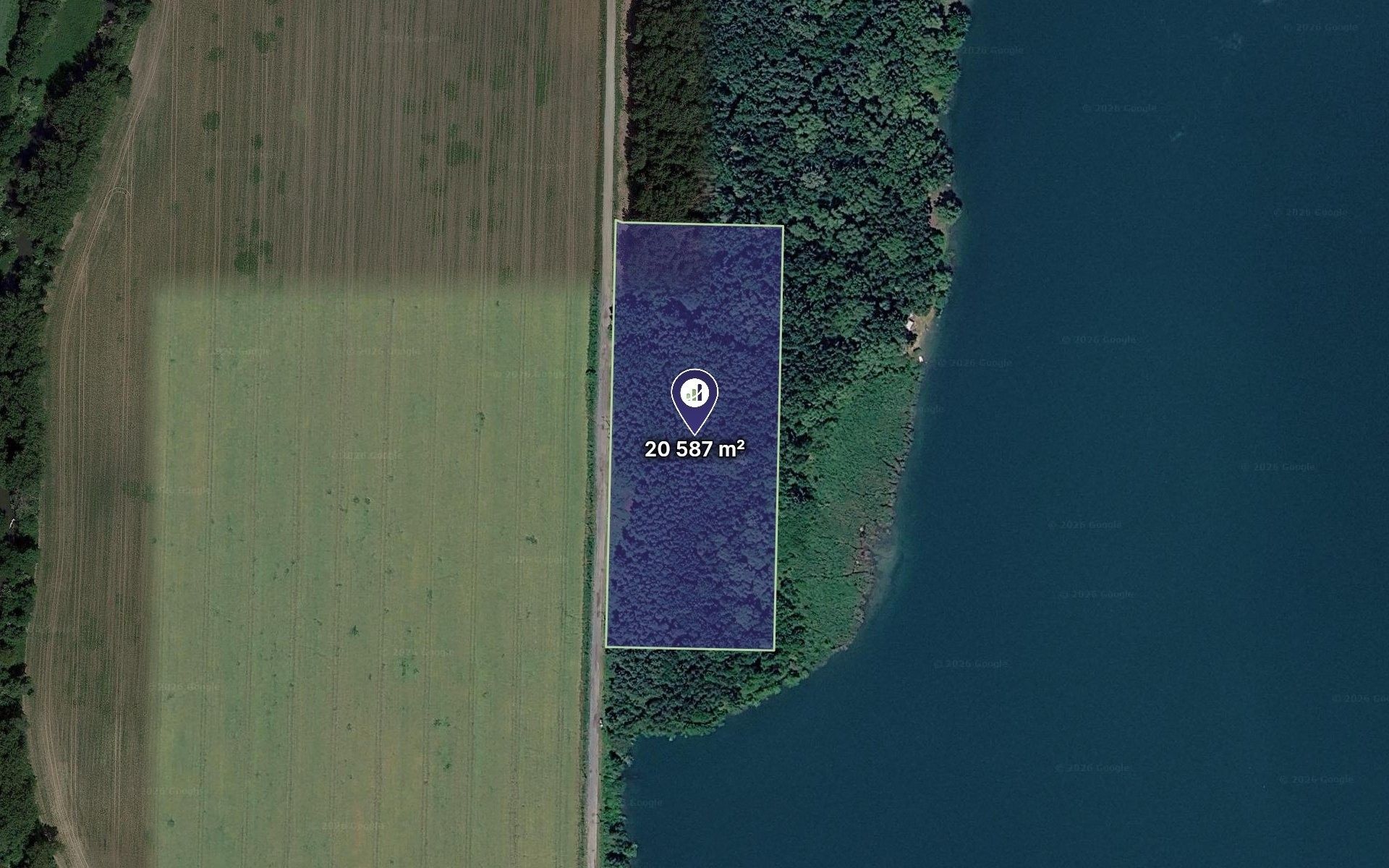 Terrain, 9007 m²