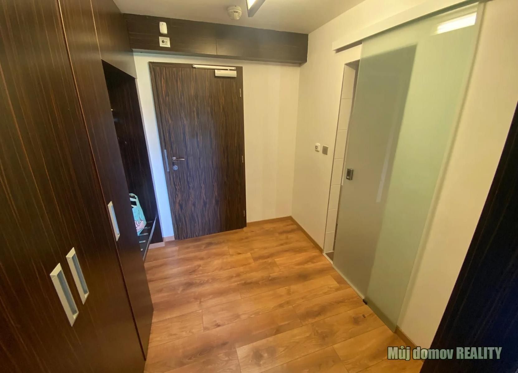 Pronájem byt 1+kk - Suchdolské náměstí, Praha, 30 m² - 5