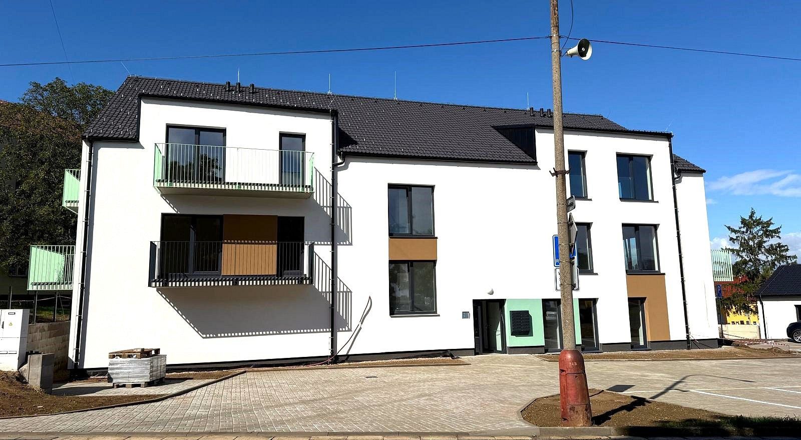 2+kk, Chvaletice, okres Pardubice, Pardubický kraj, 72 m² - 1
