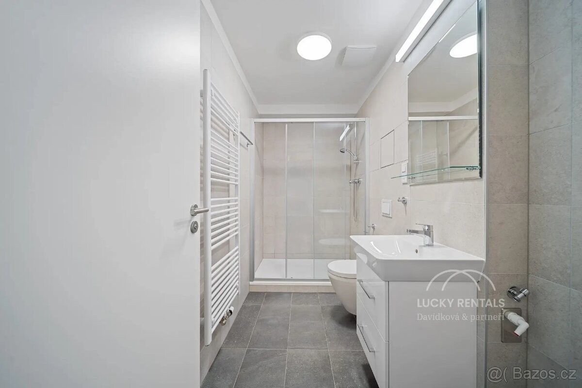 Pronájem byt - Praha, 140 00