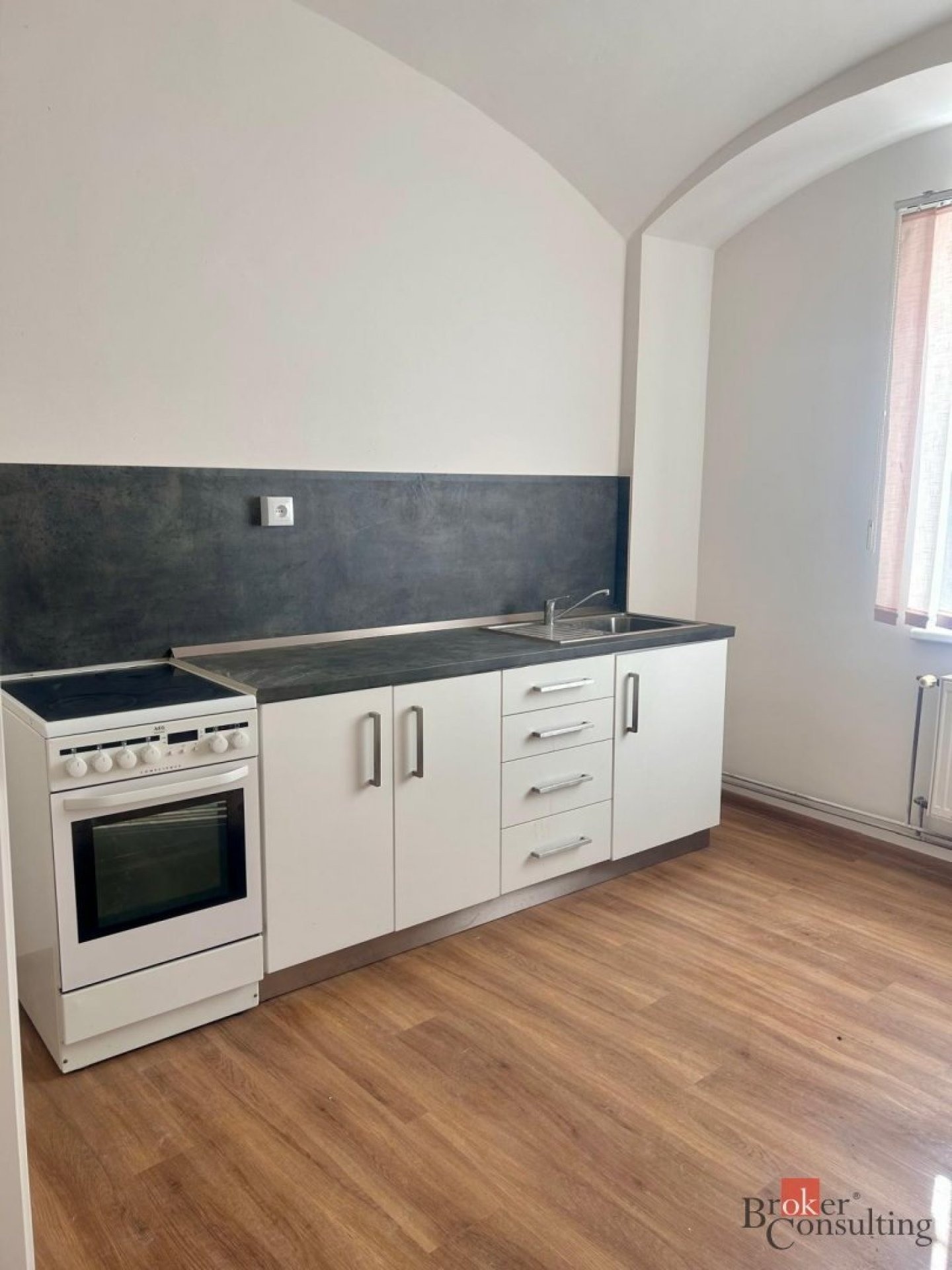 Byt 2+1 · 61 m² · náměstí 1. Máje, Chomutov - 4
