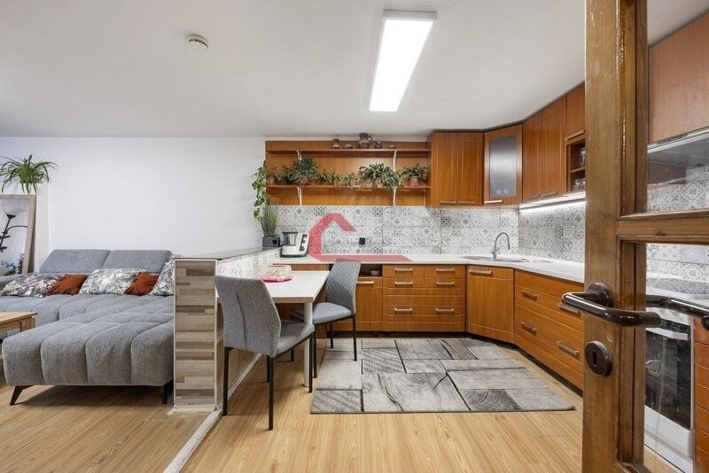 Rodinné domy, Otrokovice, 765 02