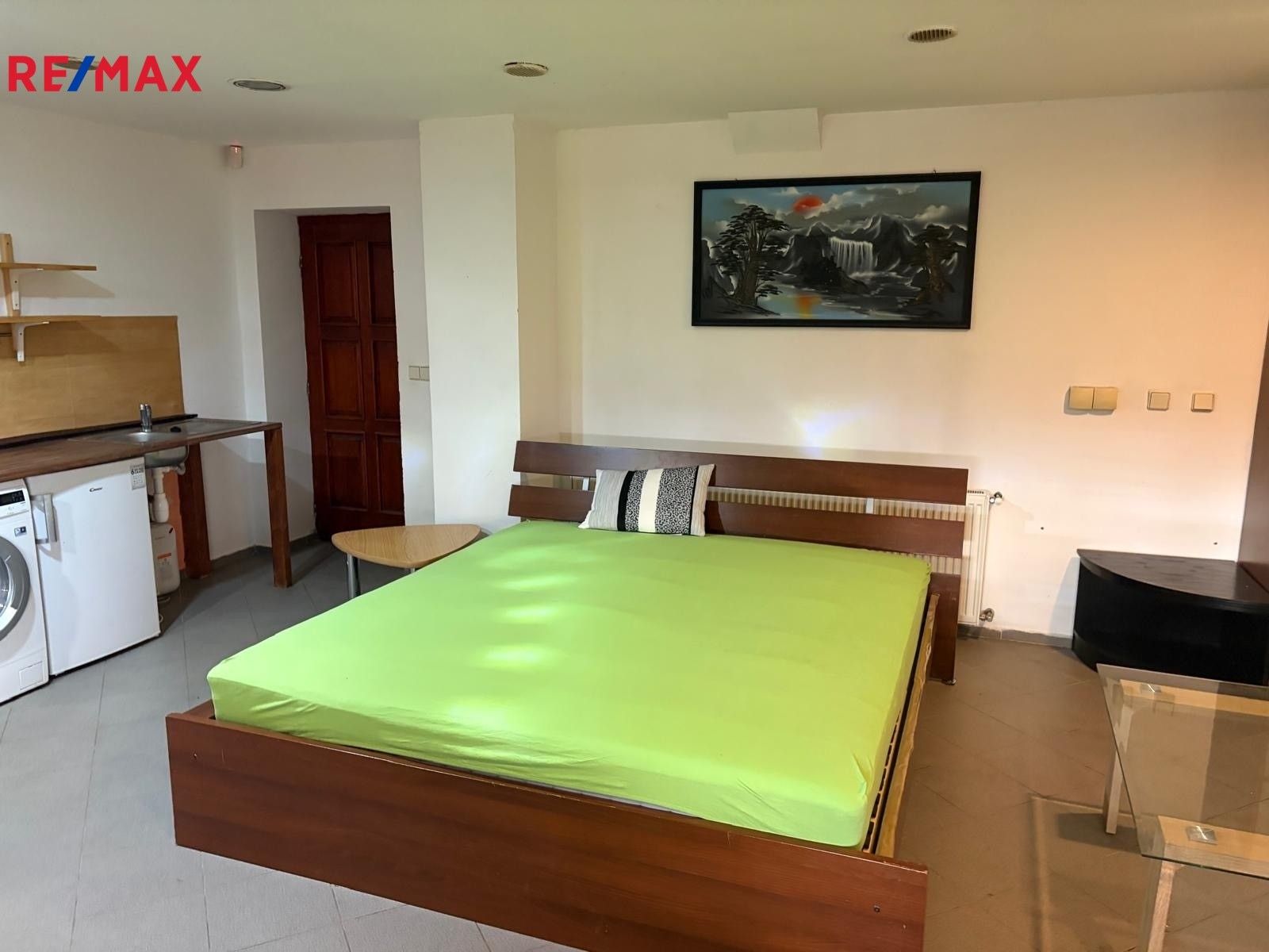 1+kk, Řeporyje, Praha, 40 m²