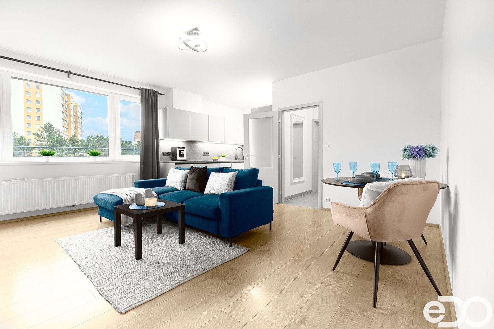 3+kk, Plzeňská, Praha, 98 m²