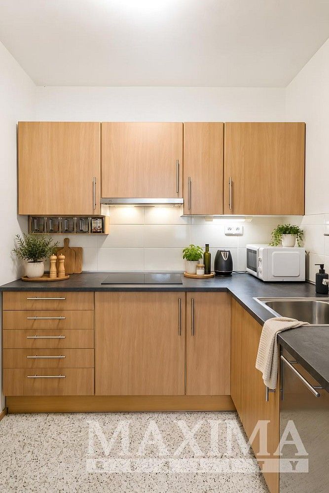 Pronájem byt 2+kk - Dolákova, Praha 8 - Bohnice, 39 m² - 5