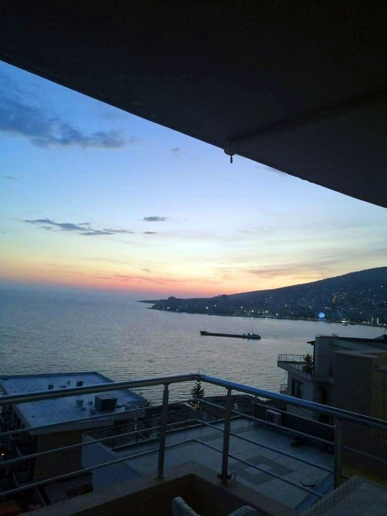 Byty, 987 66, Zahraničí