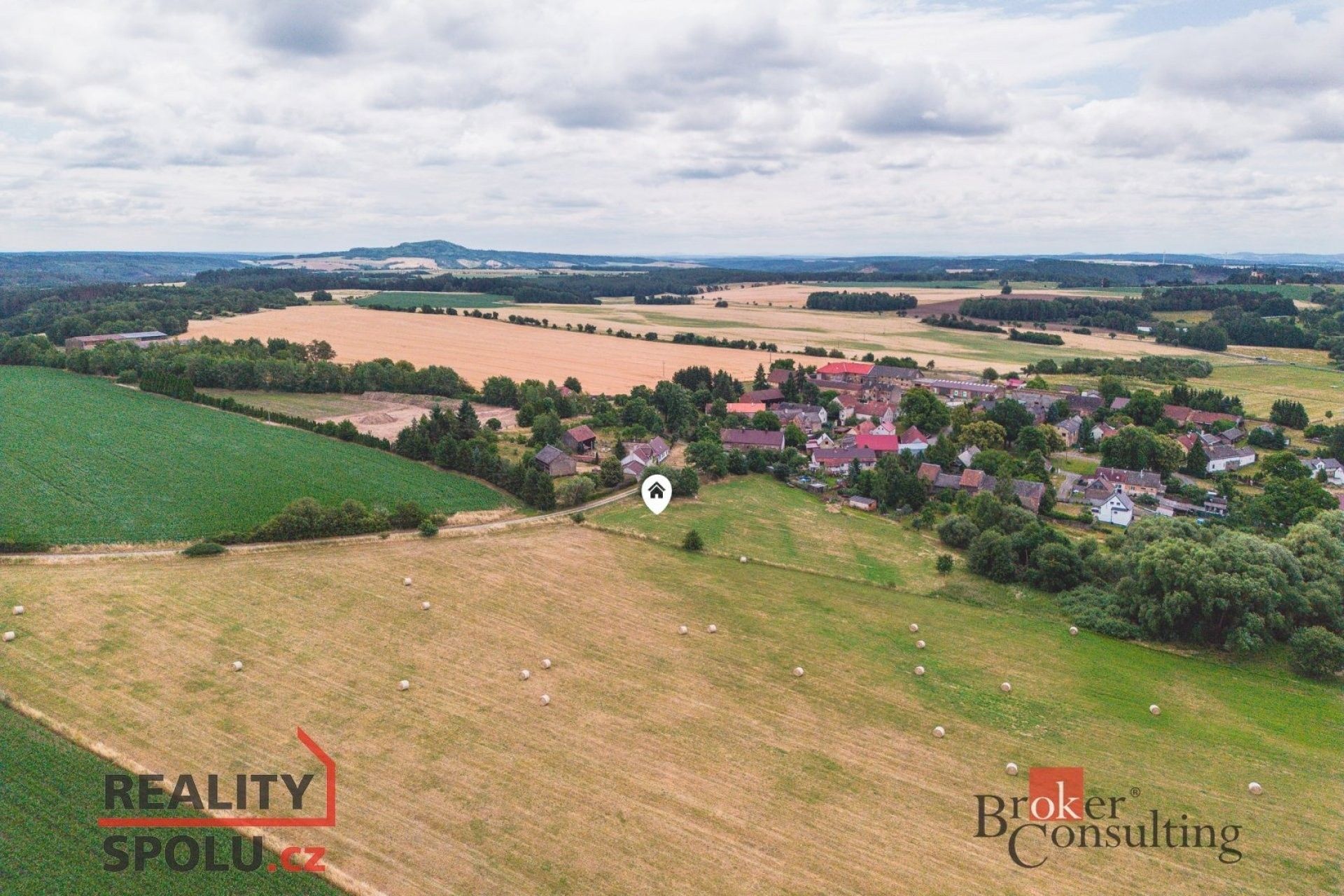 Prodej pozemek pro bydlení - Planá, 961 m²