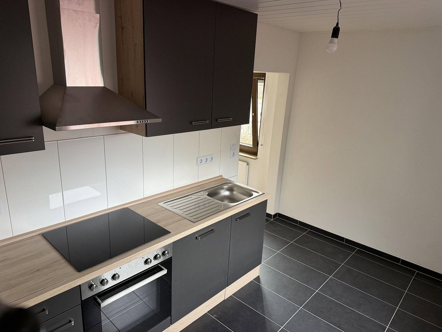 3+kk, Haigerseelbacher Str. 18, , Hessen, 85 m² - 2