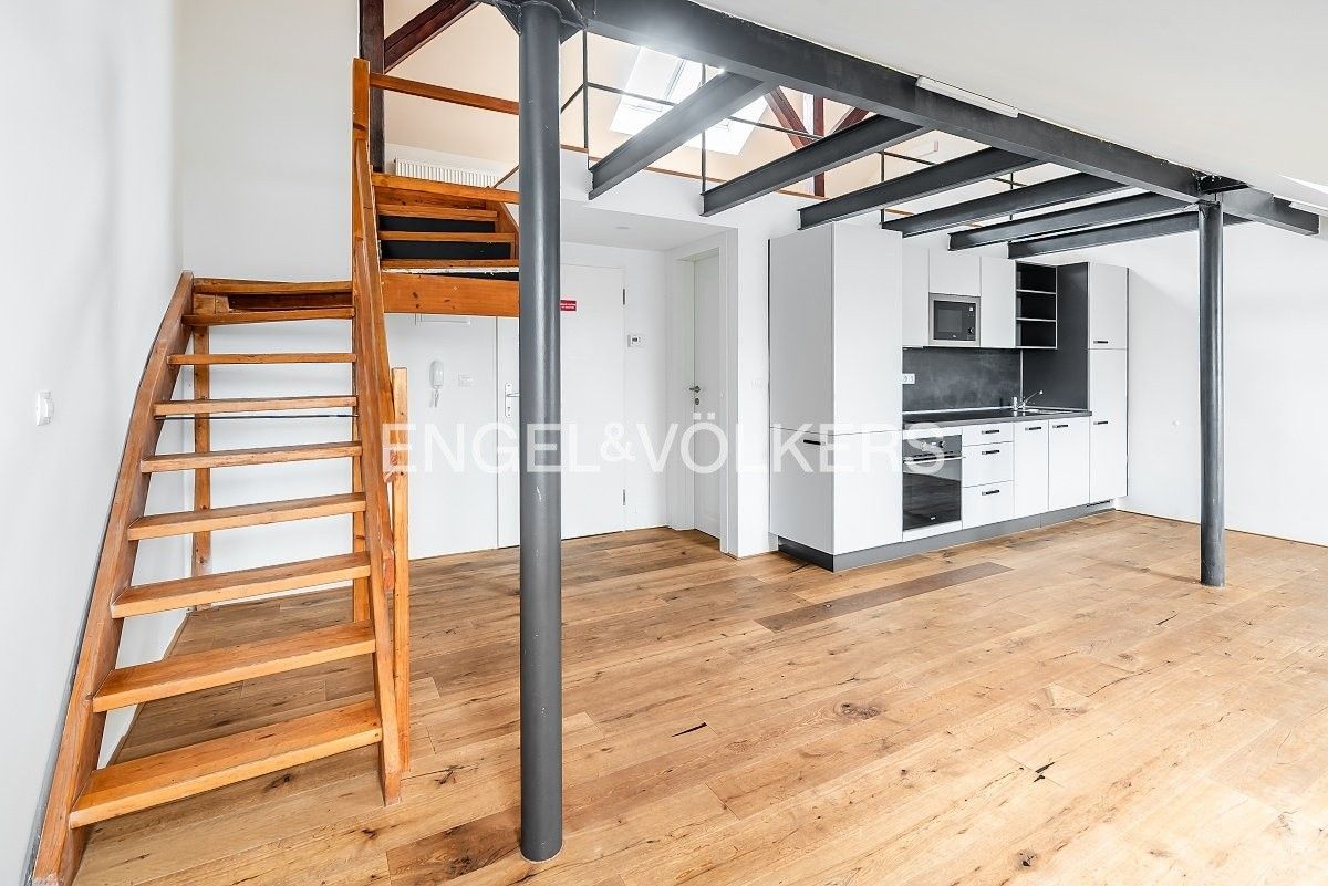 Prodej byt 1+kk - Kaizlovy sady, Praha, 63 m²