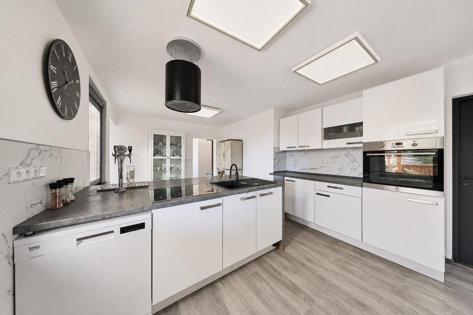 Rodinné domy, Na Terase  , Trutnov Horní Staré Město, 181 m² - 1