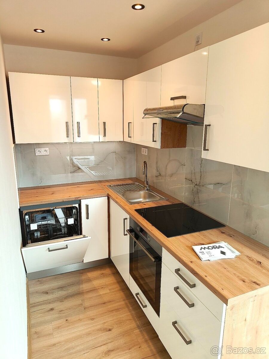 Byty, Olomouc, 779 00