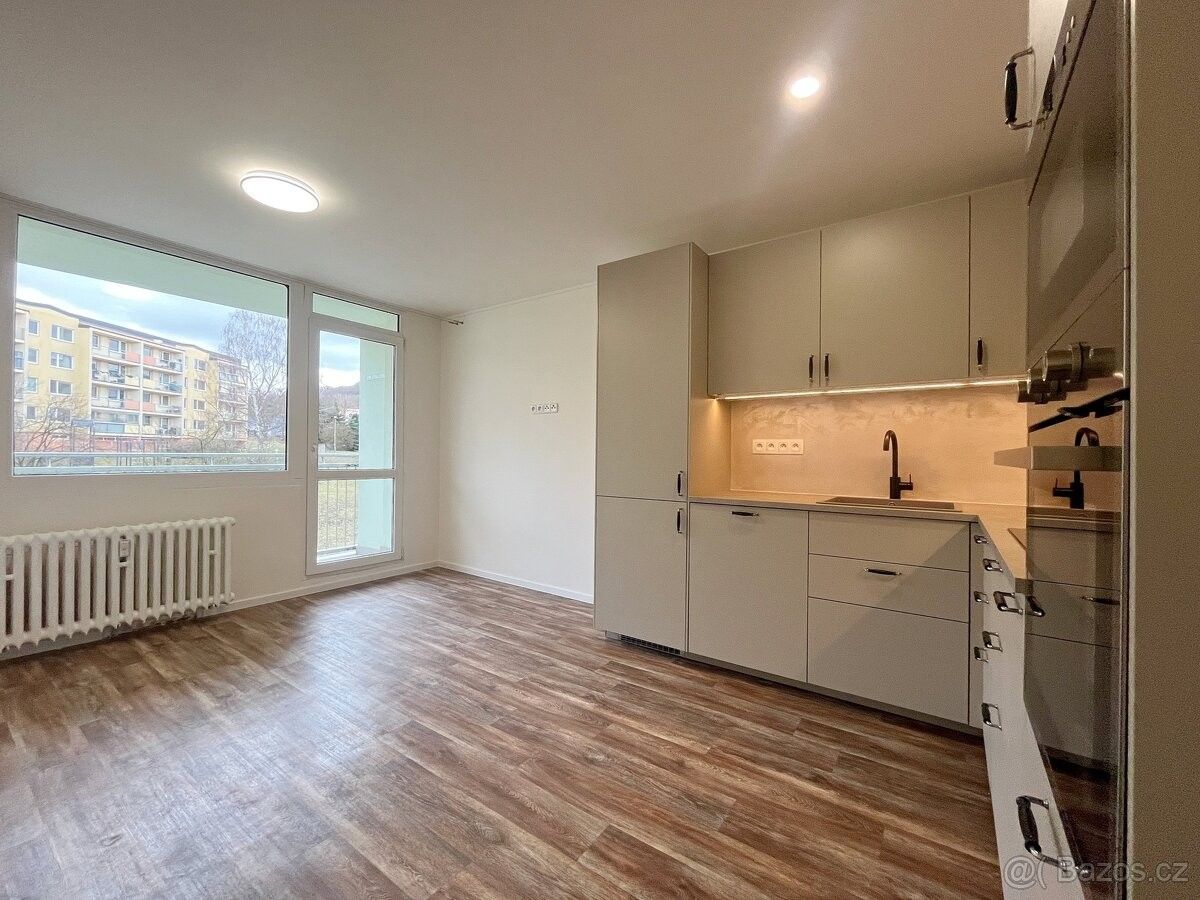 Pronájem byt - Teplice, 415 01