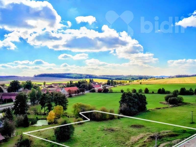 Prodej pozemek pro bydlení - Křenovice