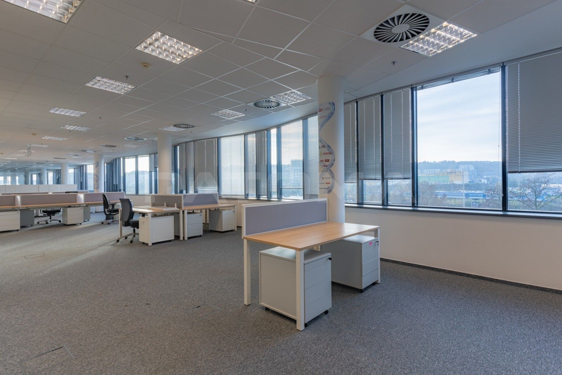 Pronájem kancelář - Českomoravská, Praha, 708 m² - 5