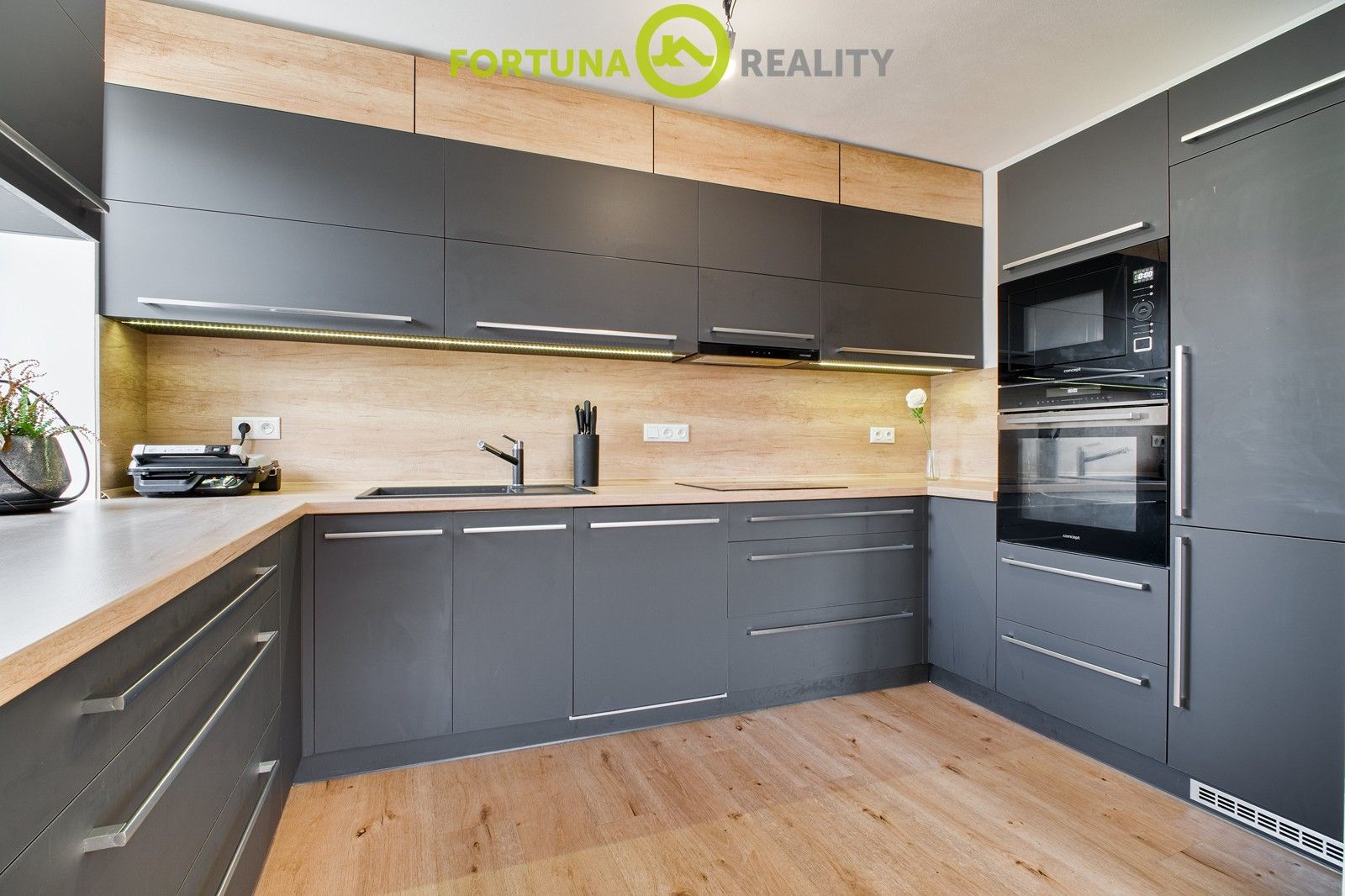 Prodej rodinný dům - Dokoupilova 107, Ostrava, 399 m²