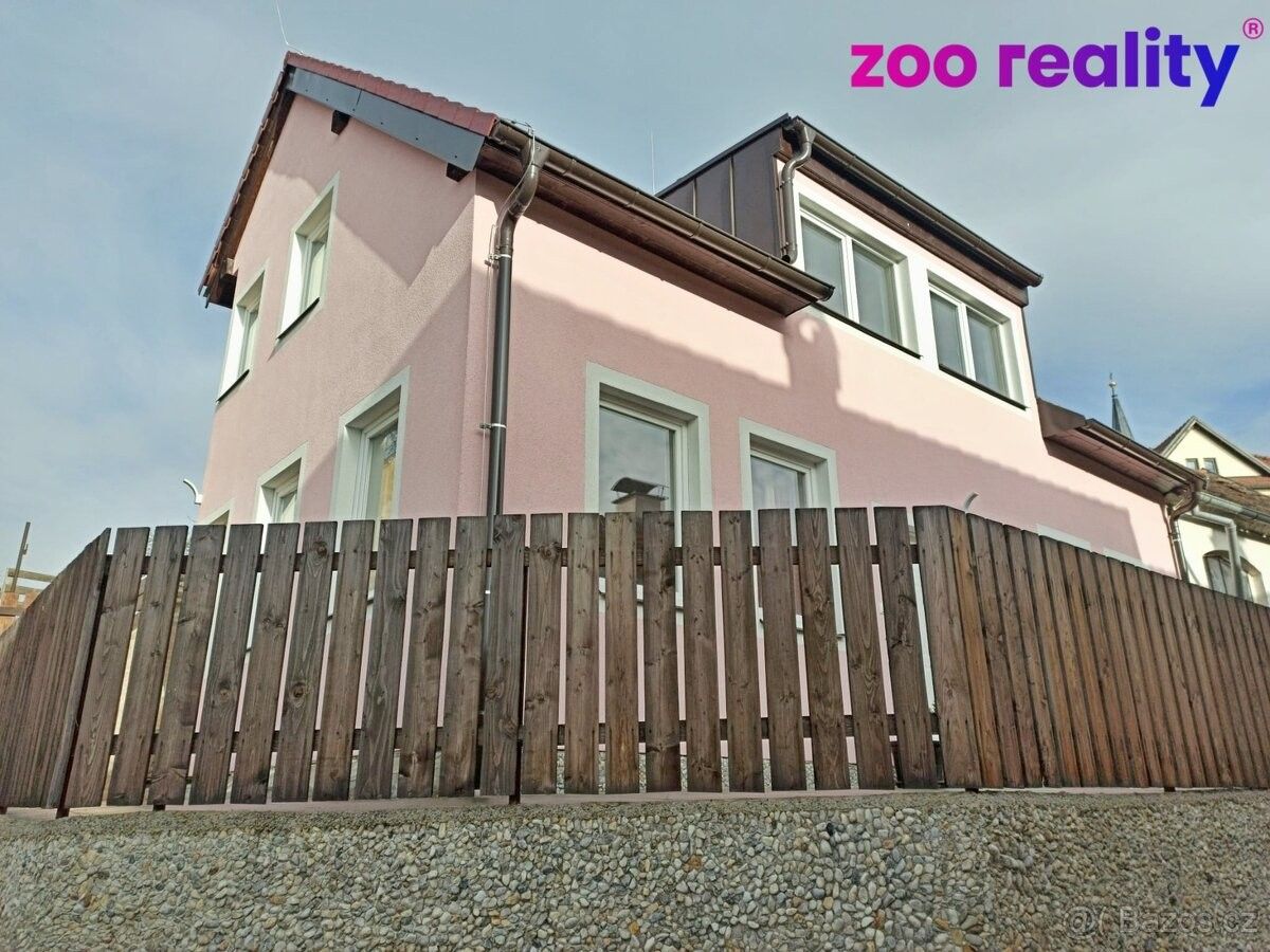 Pronájem byt - Křemže, 382 03