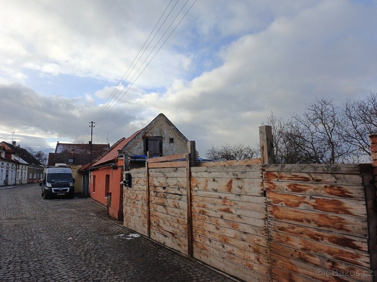 Prodej rodinný dům - Kladno, 272 01