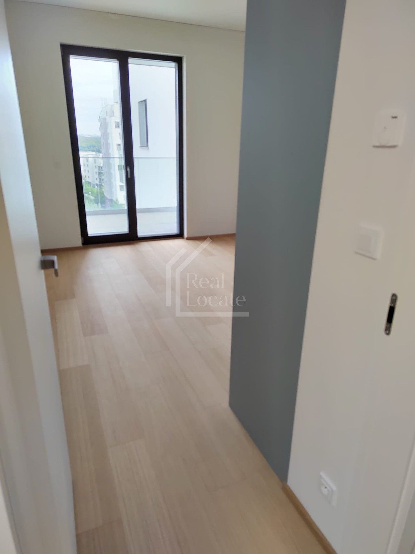 Prodej byt 3+kk - V třešňovce, Praha, 82 m²