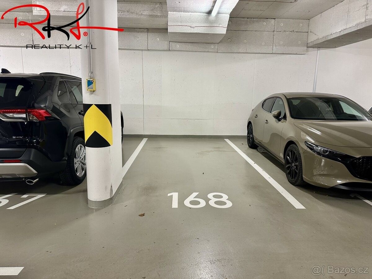 Pronájem garáž - Praha, 170 00
