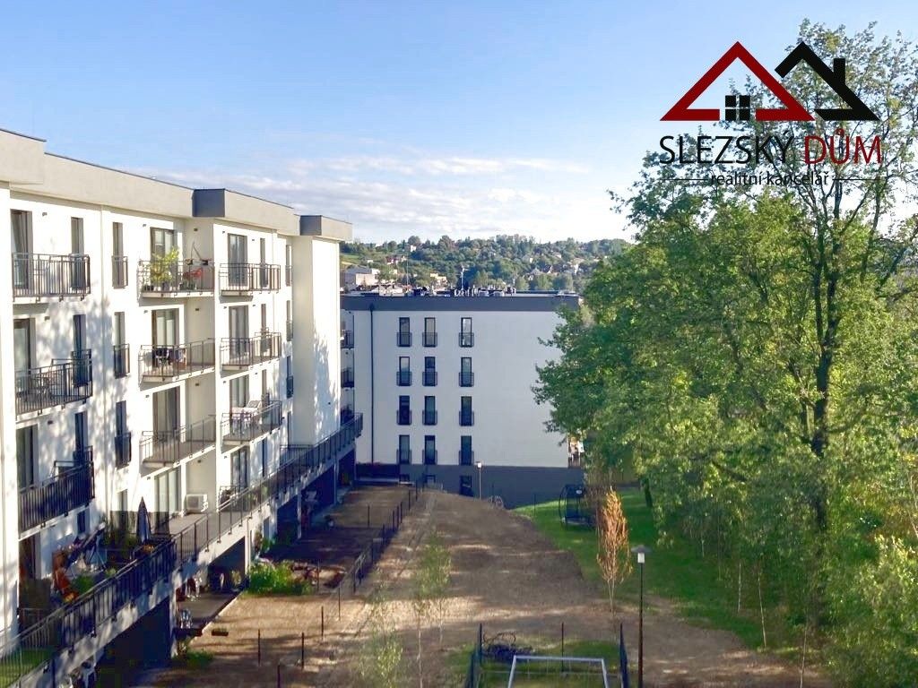 Byty, 987 66, Zahraničí