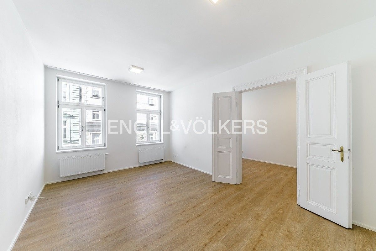 Pronájem byt 2+1 - Svornosti, Praha, 64 m²