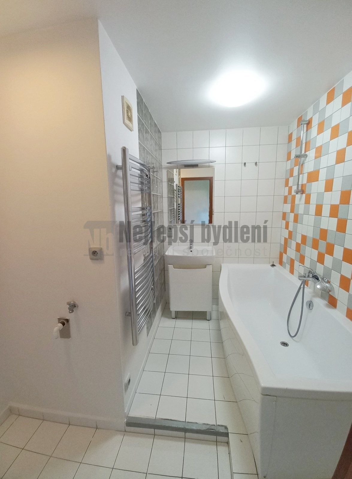 Byt 2+1 · 53 m² · V Sídlišti, Rousínov - 4
