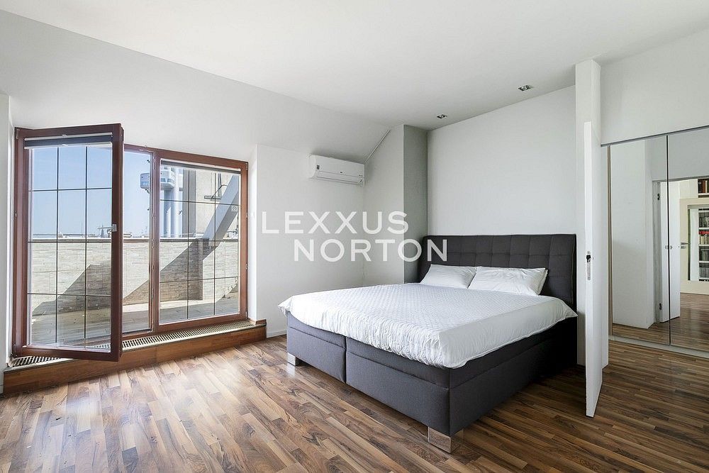 Byt 4+kk · 150 m² · Praha - Vinohrady, okres Praha 3, Hlavní město Praha - 3