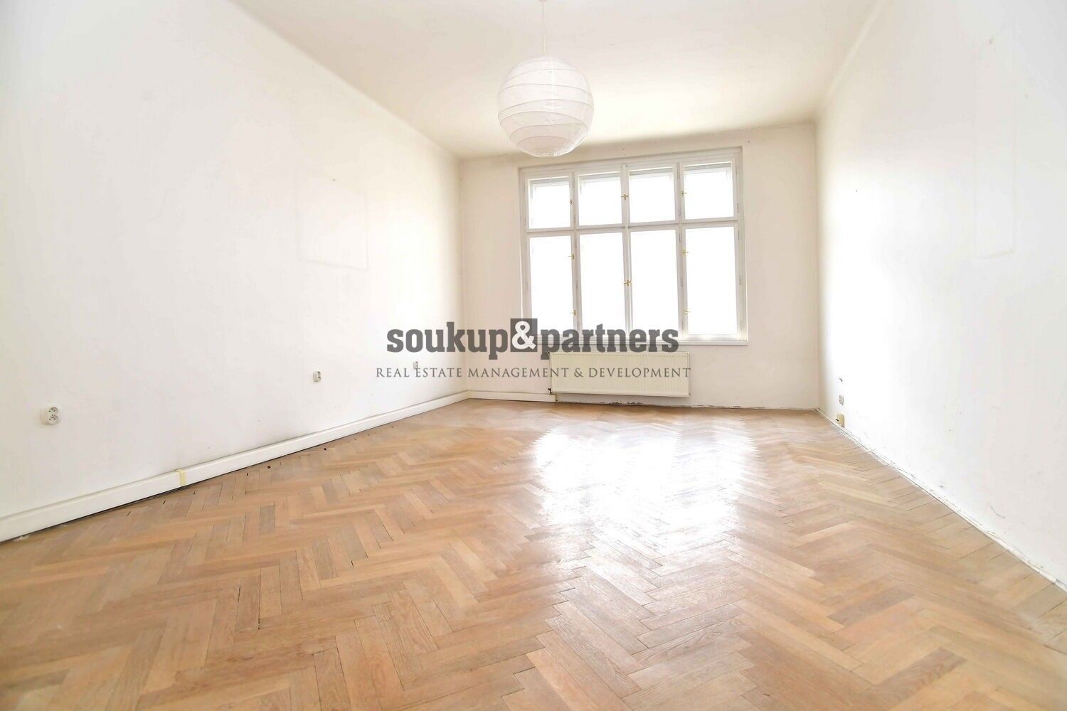 3+kk, Čs. armády, Praha, 89 m²