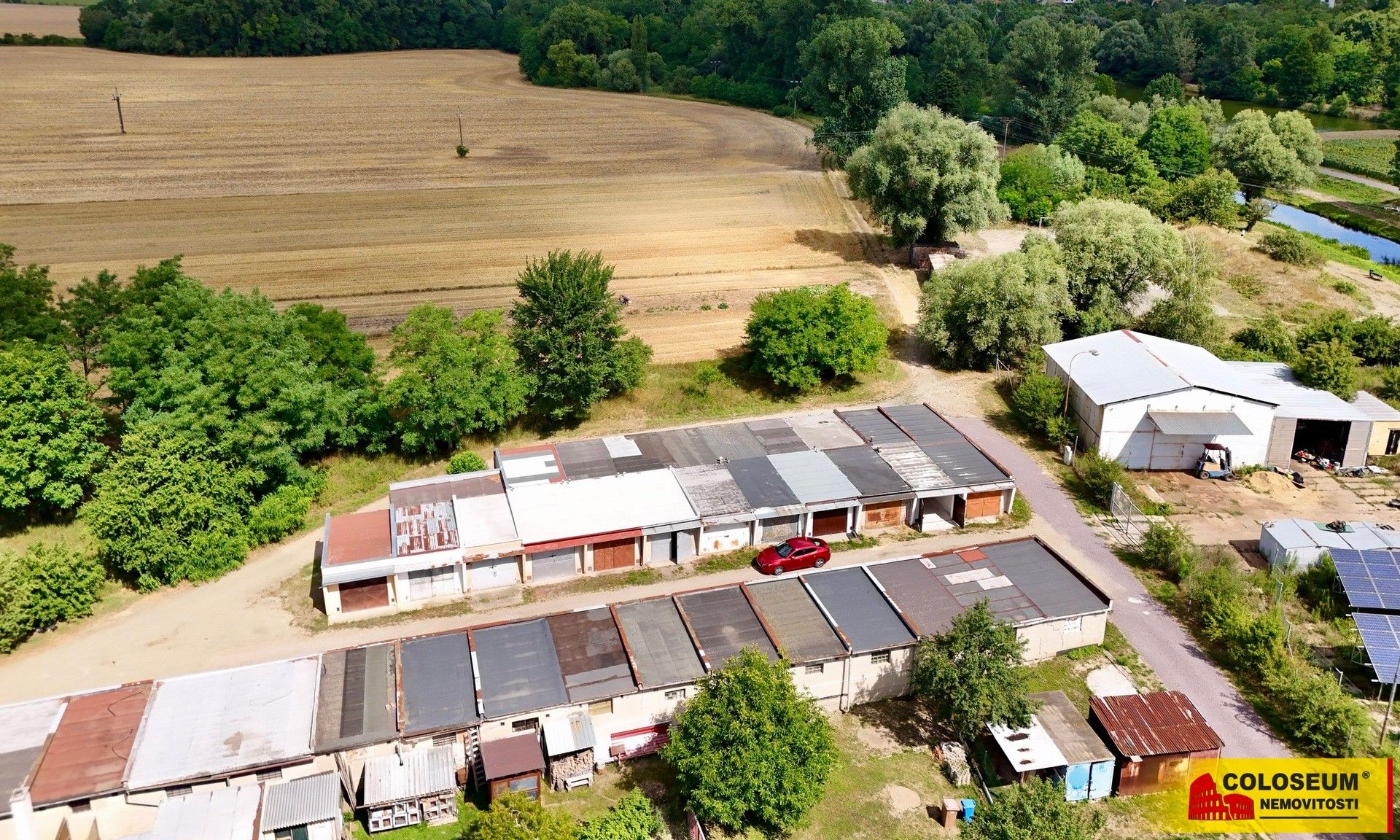Garáže, Ivančice Letkovice, 22 m² - 2