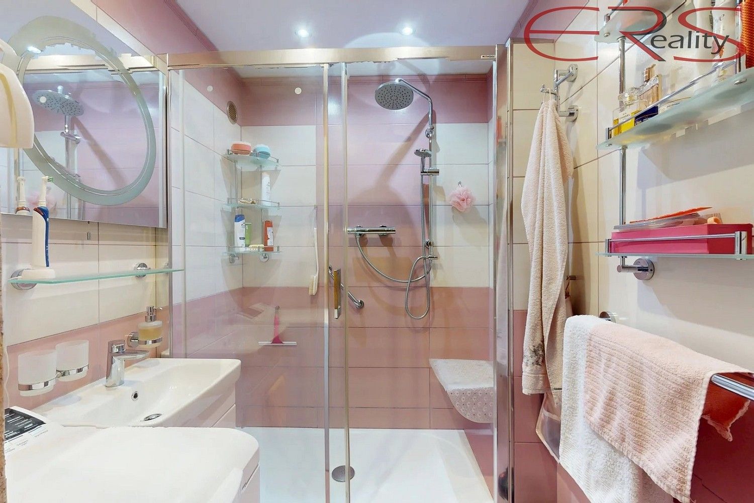 Prodej byt 5+1 - Liberec - Liberec VI-Rochlice, Liberecký kraj, 86 m² - 5