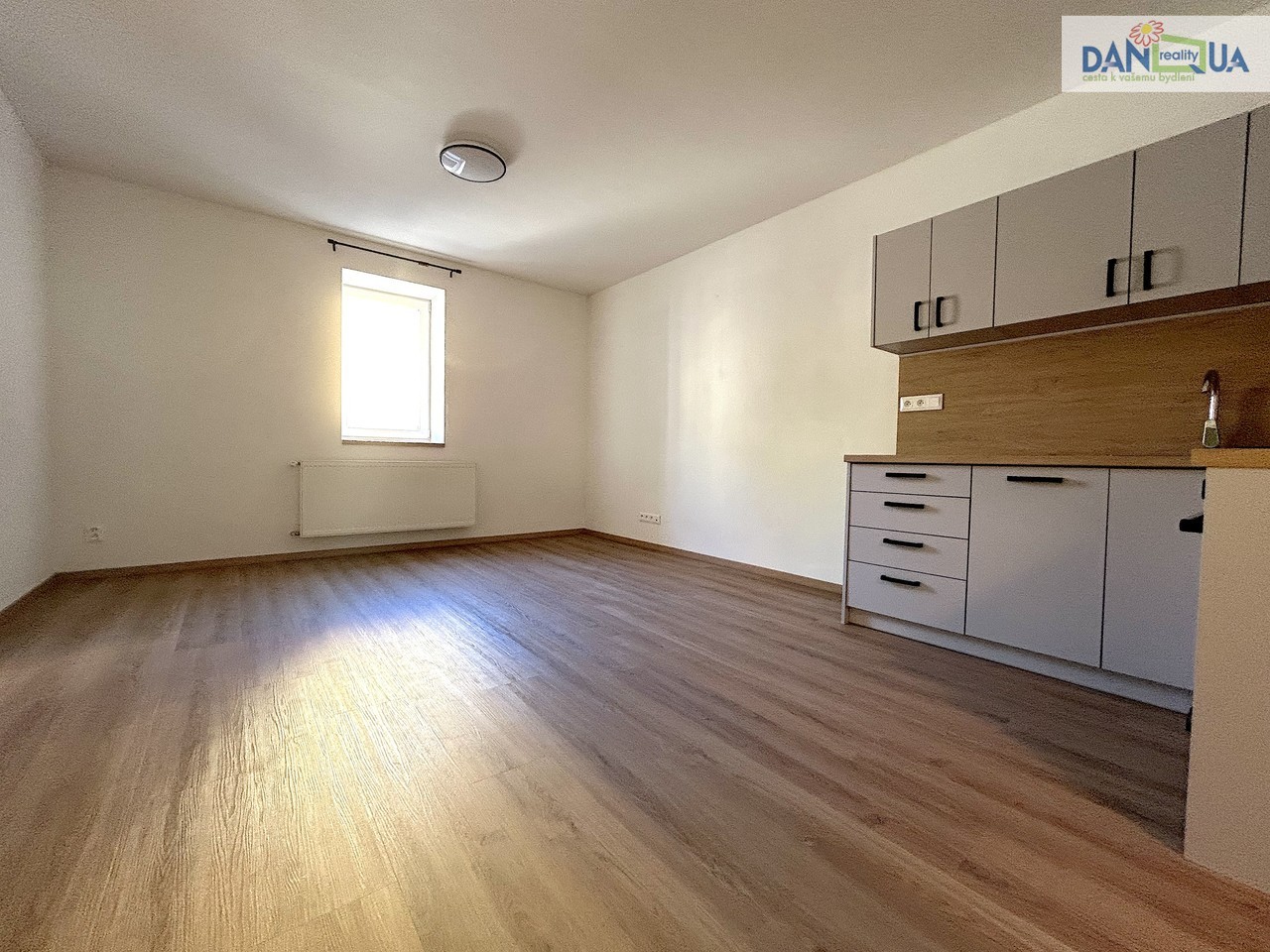 Pronájem byt 1+kk - Plovární, Plzeň, 31 m² - 5