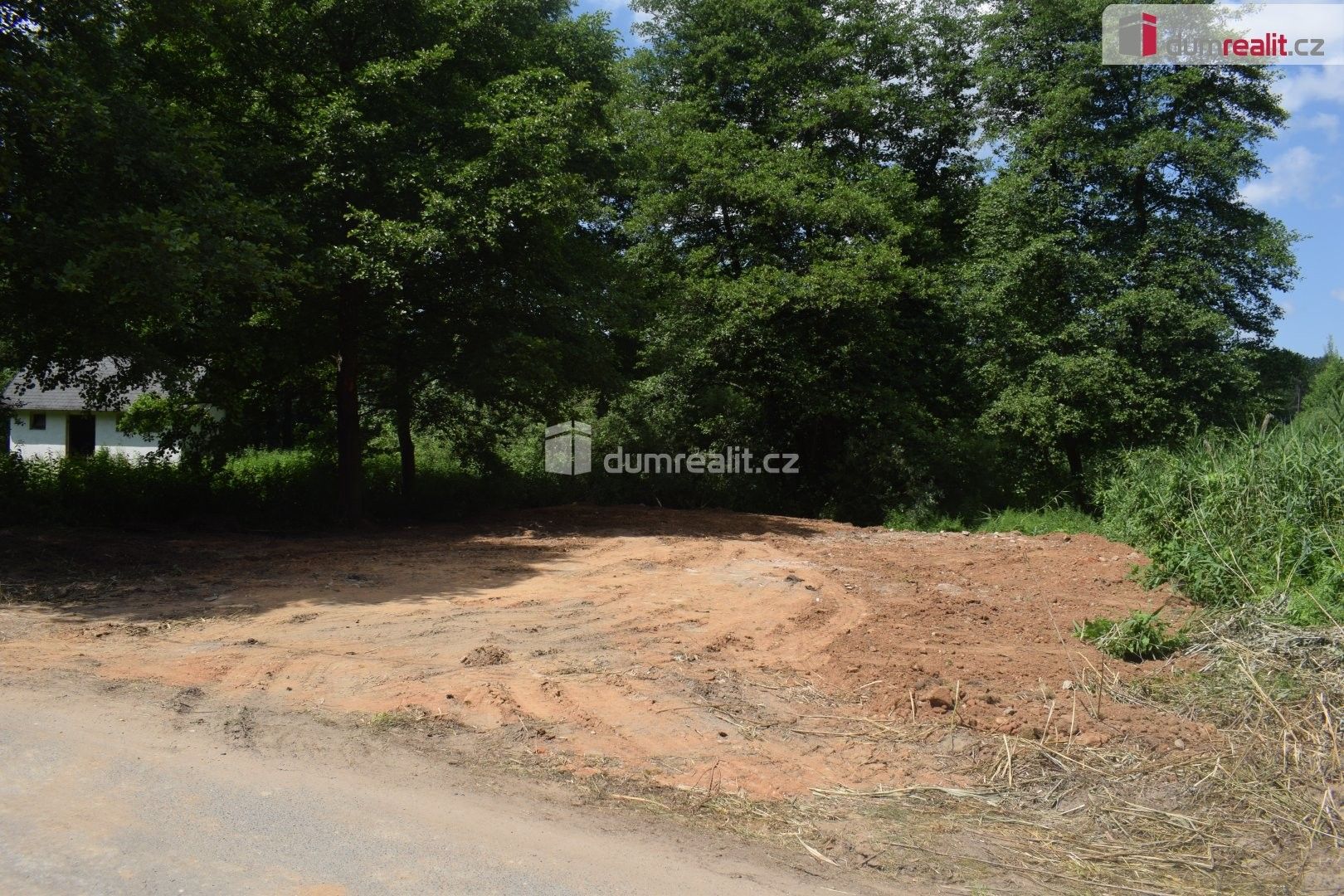 Zahrady, Borovice, Mukařov, 1 560 m² - 2