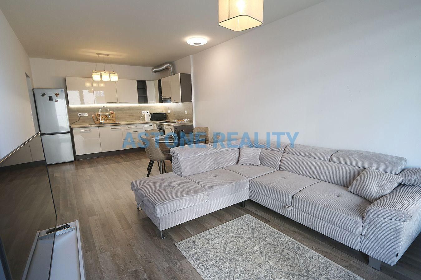 Prodej byt 2+kk - Zvěřinova, Praha, 121 m²