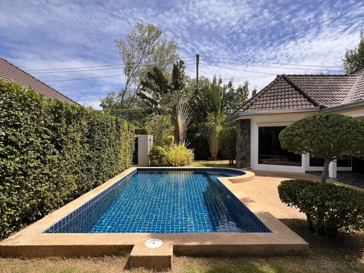 Prodej rodinný dům - 987 66, Zahraničí