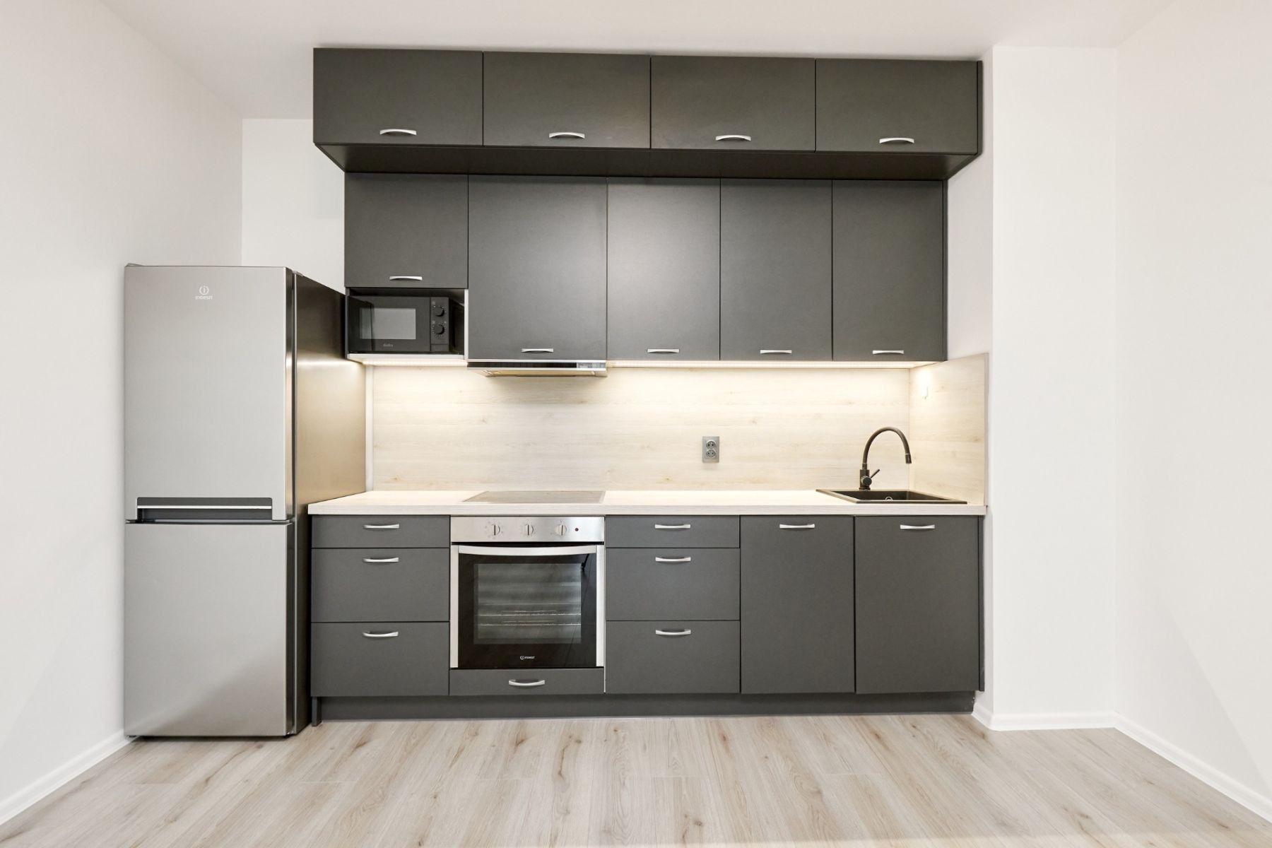 2+kk, Novovysočanská, Praha - Libeň, 41 m² - 2