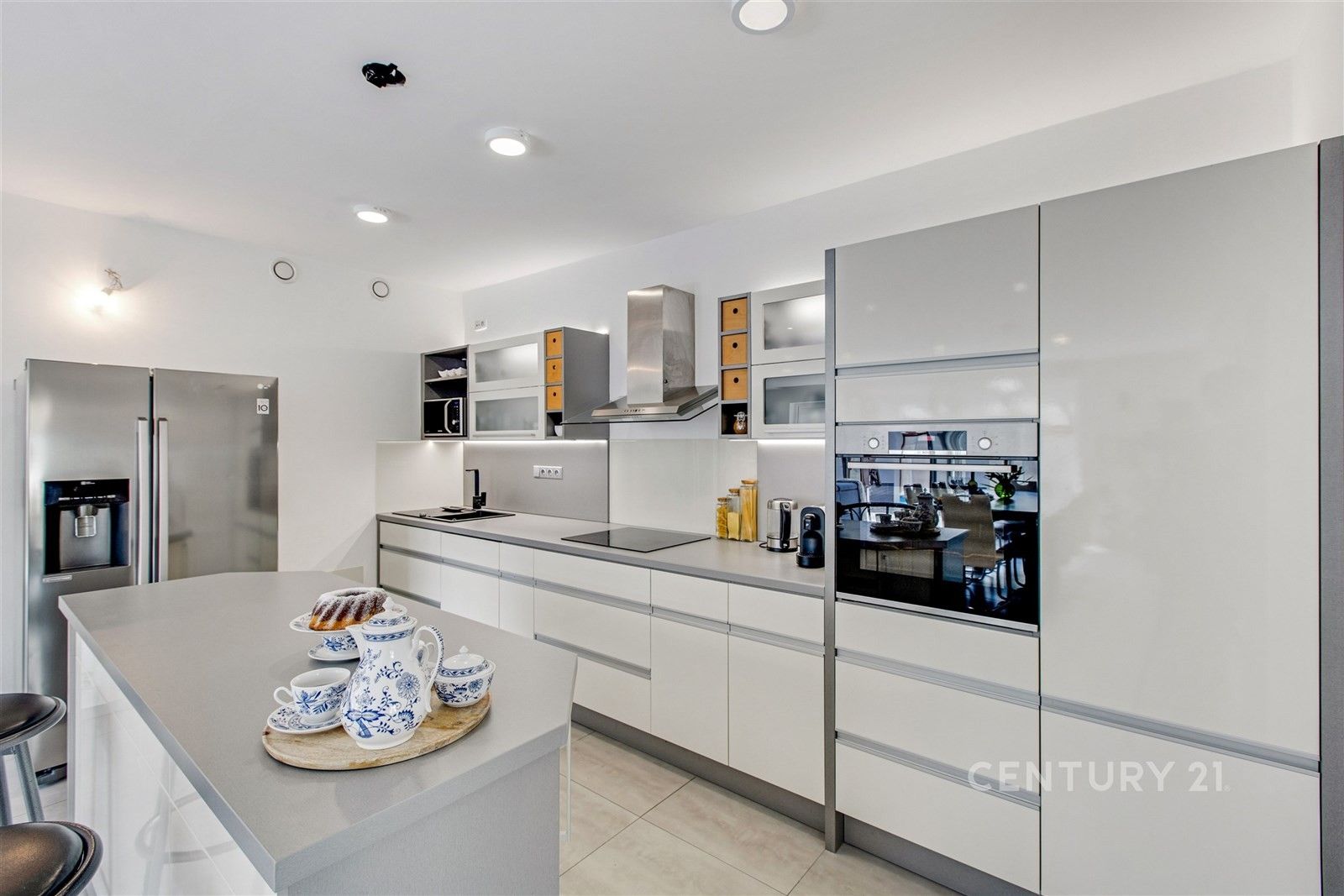 Prodej rodinný dům - Pod školkou 500, Jeneč, 354 m² - 5
