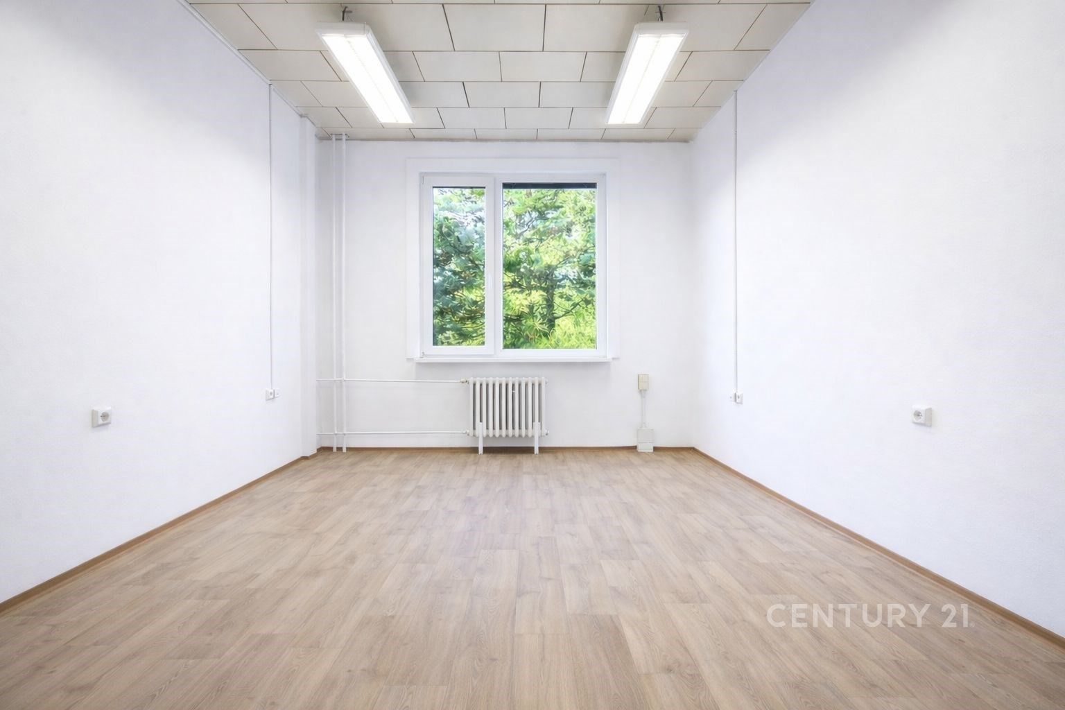 Pronájem kancelář - Šmahova  , Brno, 16 m²