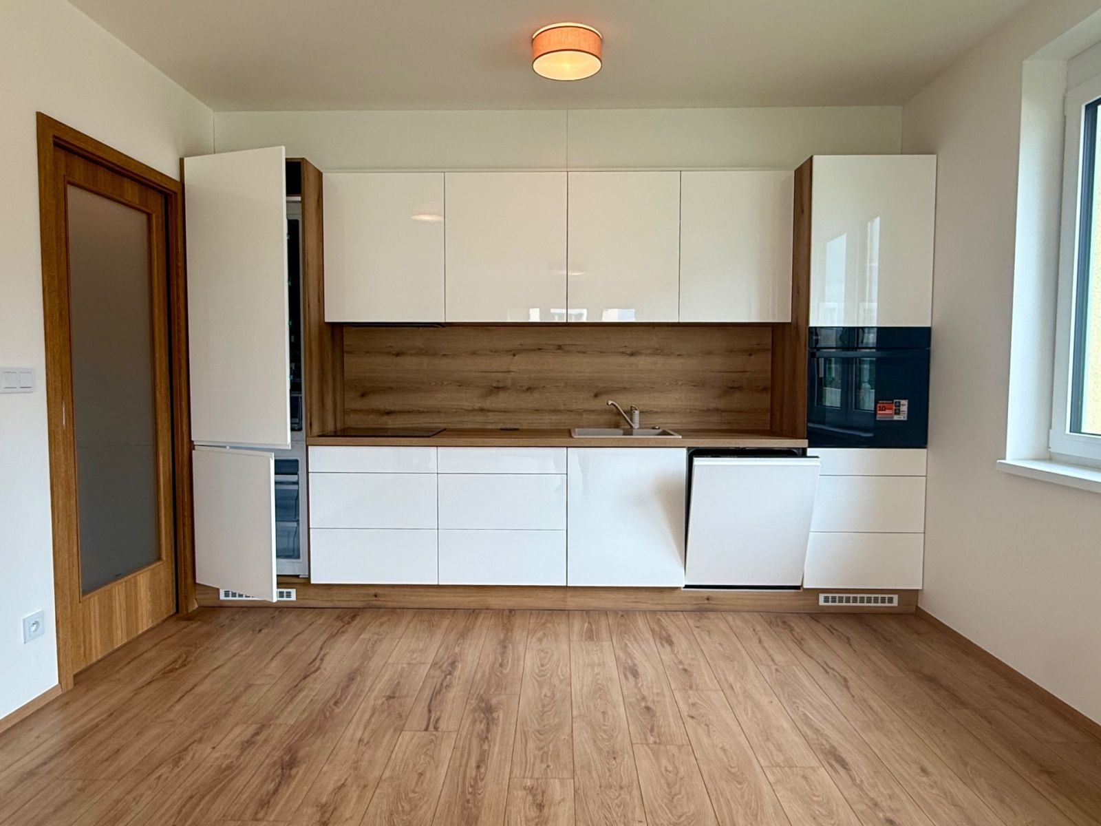 2+kk, Tovární, Liberec - Františkov u Liberce, Liberecký kraj, 61 m² - 2