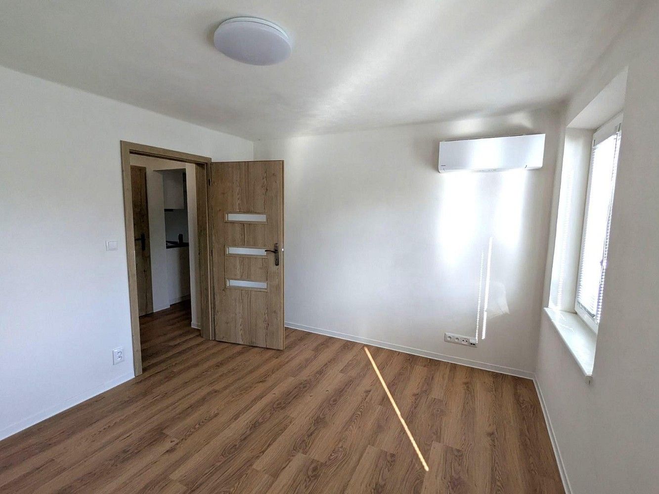 2+1, Klášterec nad Ohří - Miřetice u Klášterce nad Ohří, okres Chomutov, Ústecký kraj, 66 m² - 2
