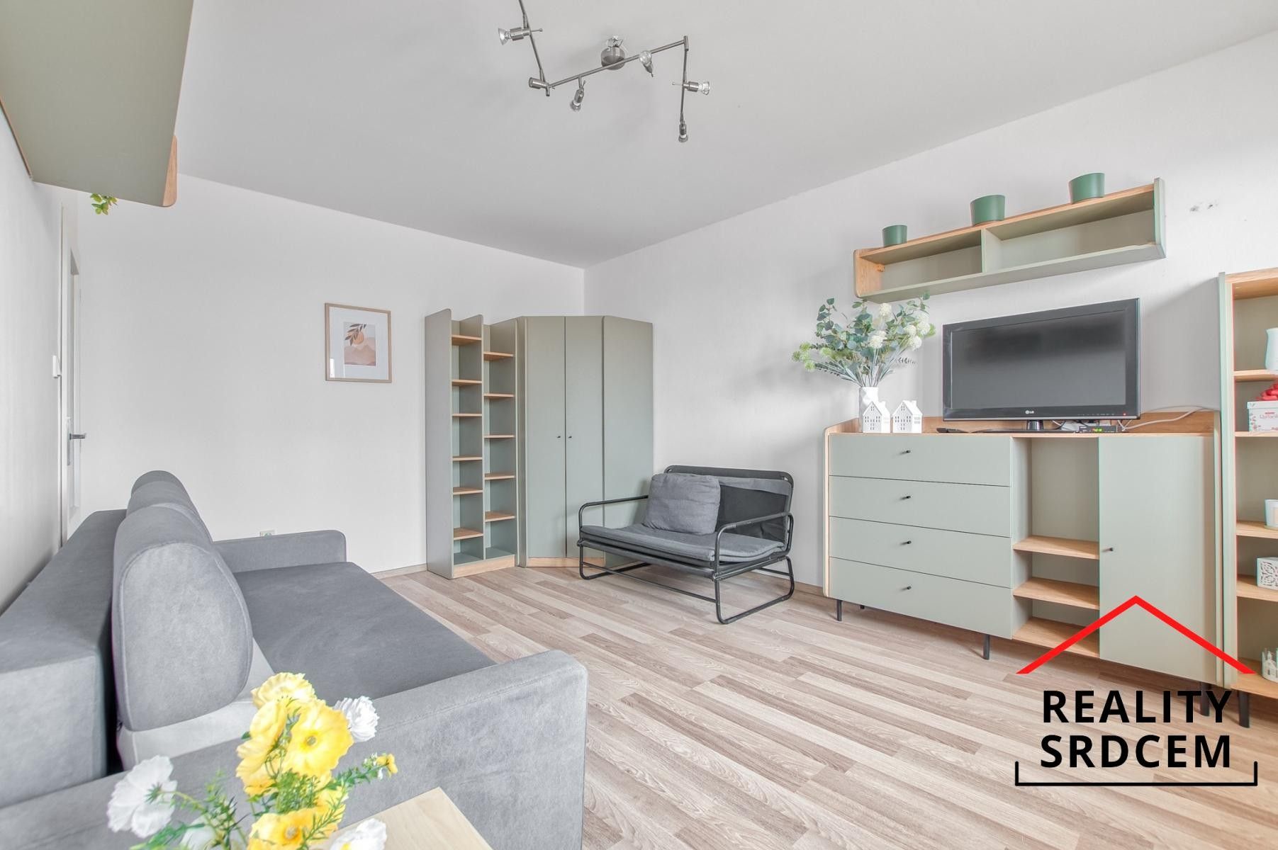 Pronájem byt 1+1 - Kpt. Jaroše , Karviná, 38 m²