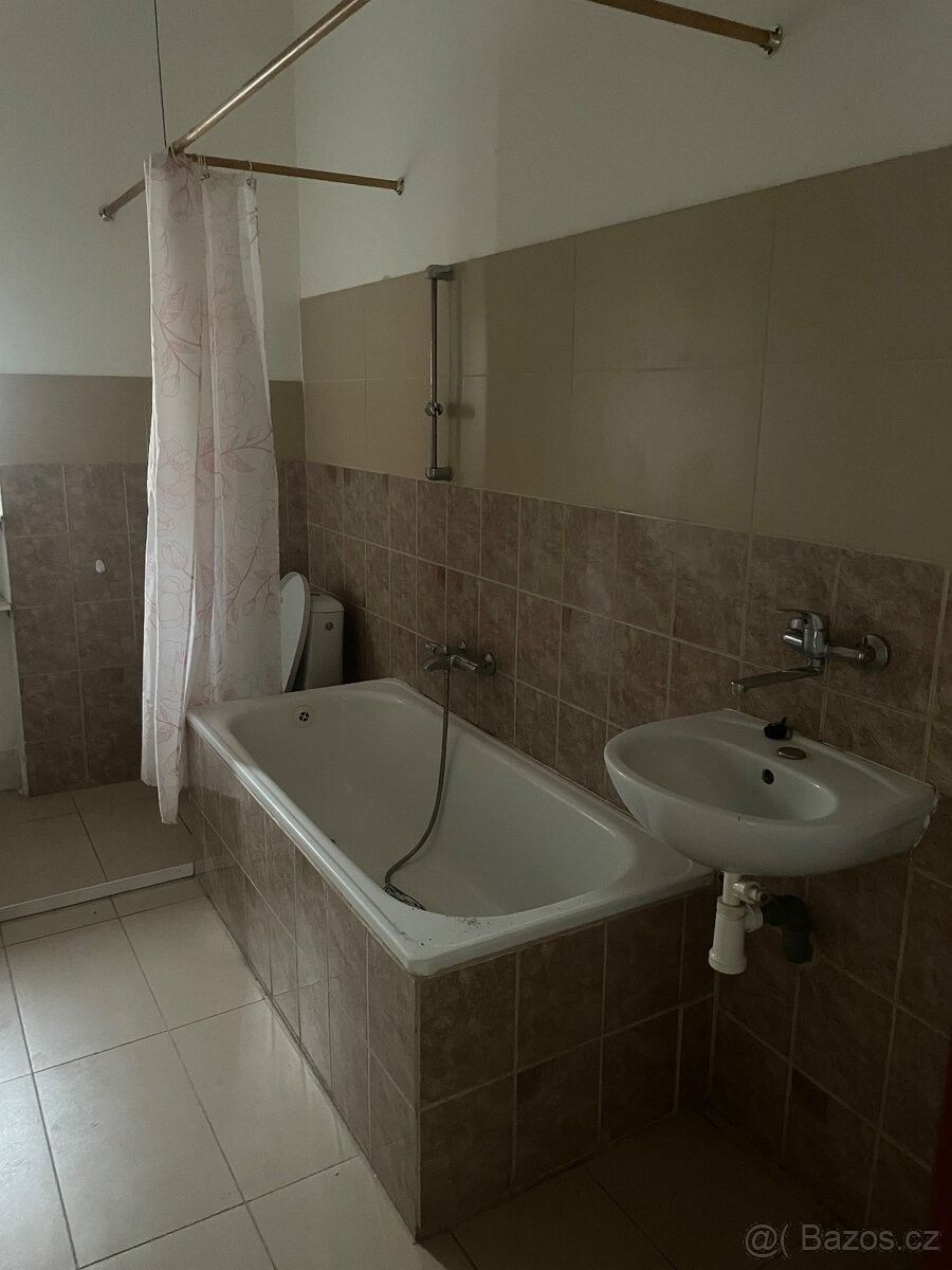 Byty, Ústí nad Labem, 400 01