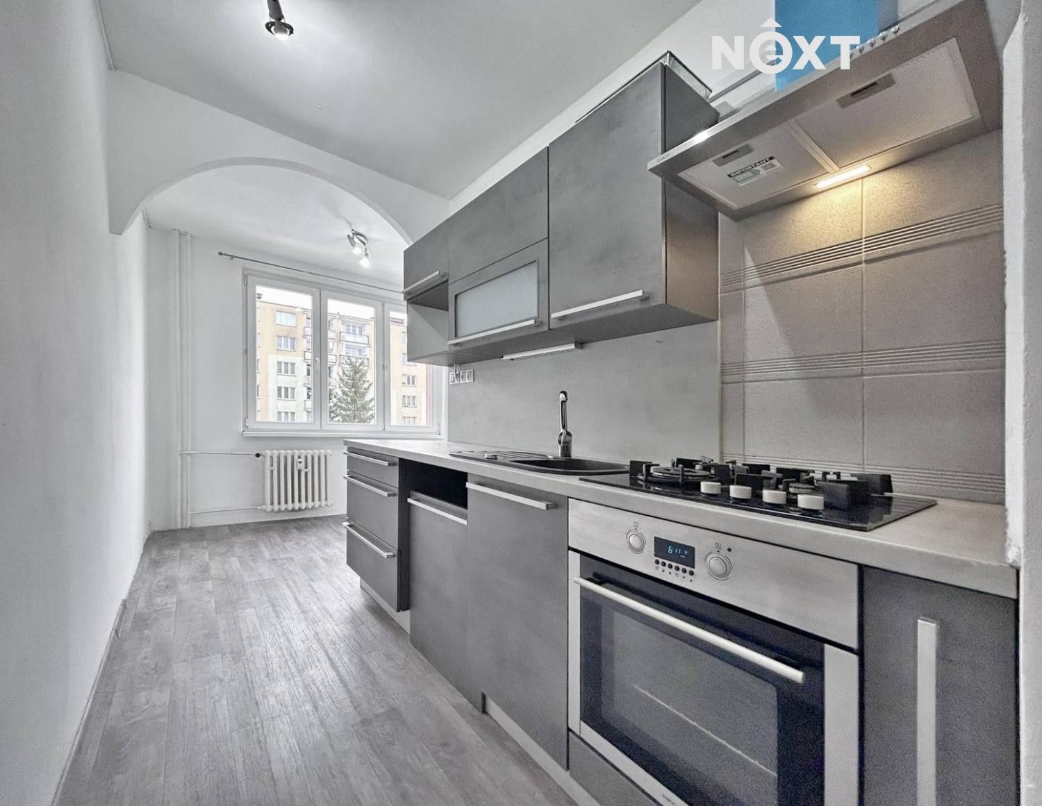 Pronájem byt 2+1 - náměstí 9. května, Chodov, 61 m²