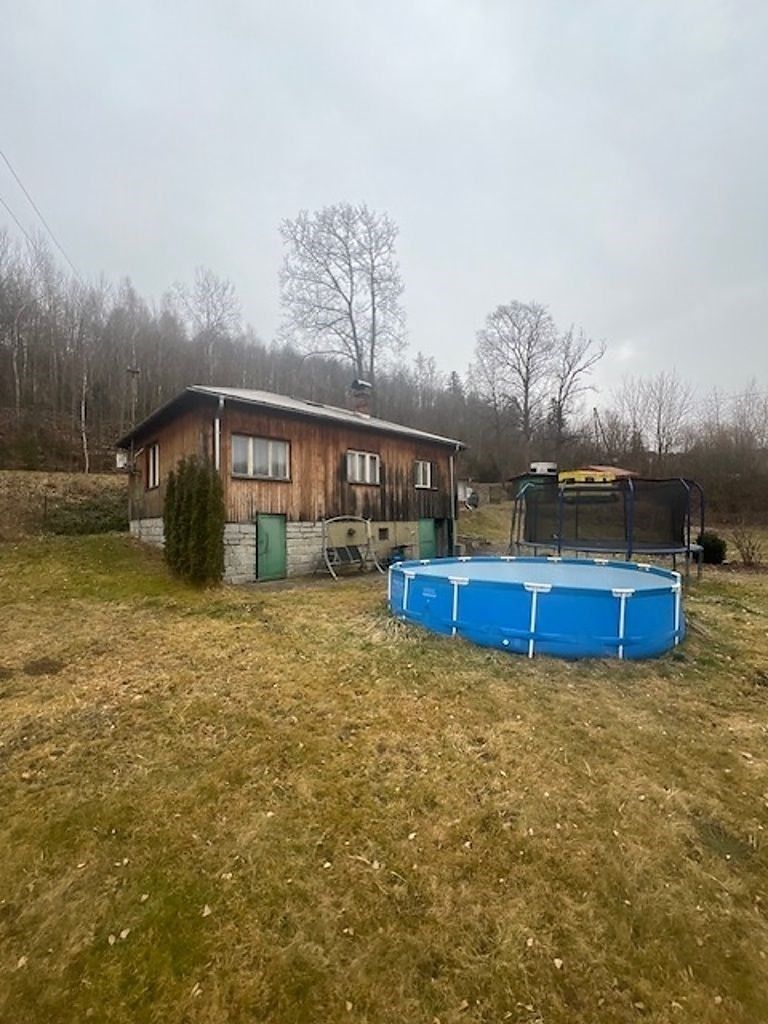 Chaty, Podhradí, Vítkov, 141 m²